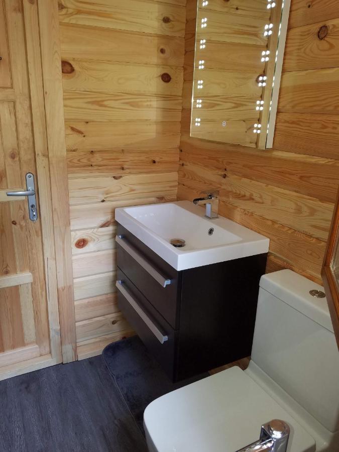 West Pool Cabin Lincoln Eksteriør bilde