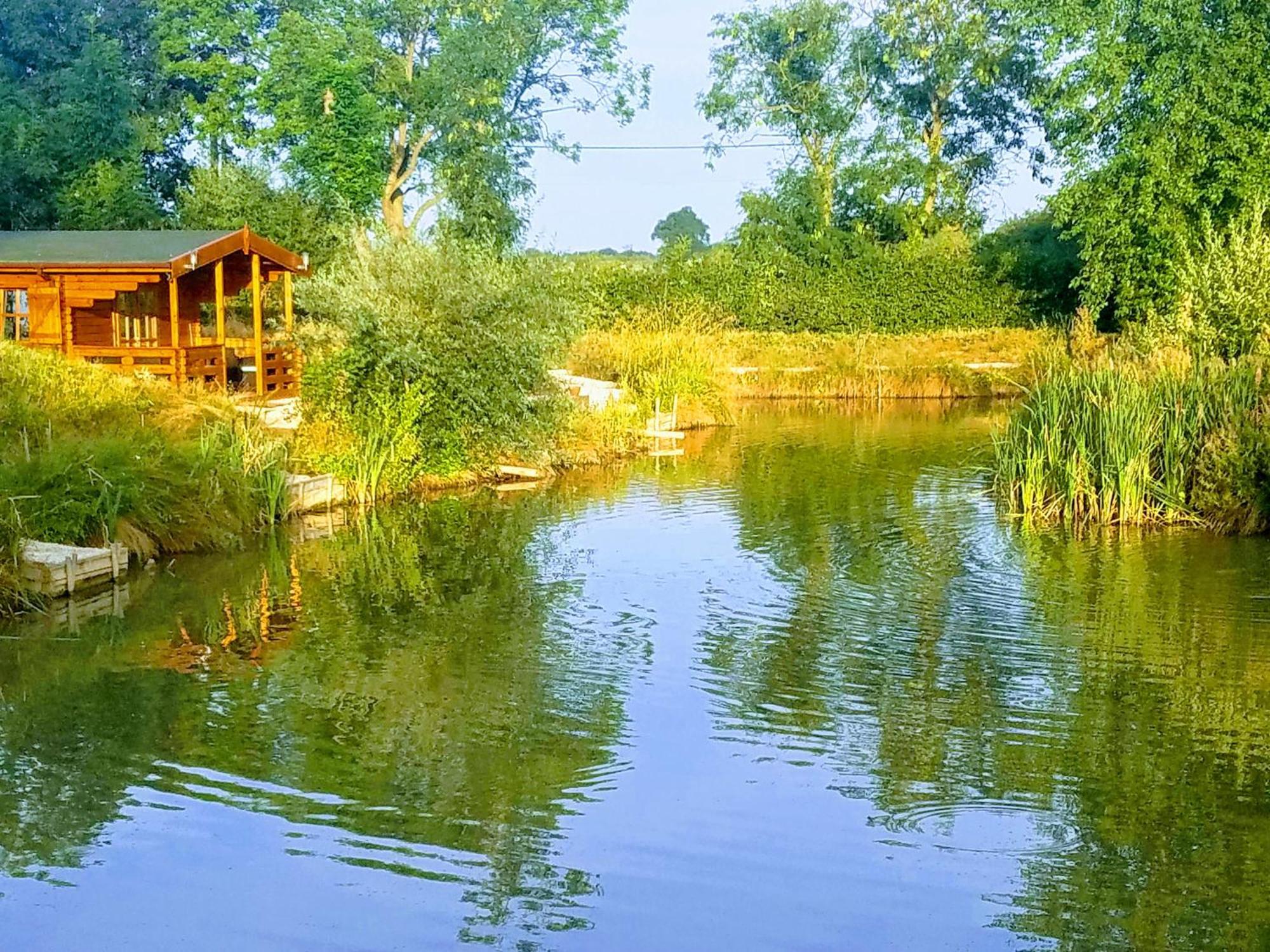 West Pool Cabin Lincoln Eksteriør bilde